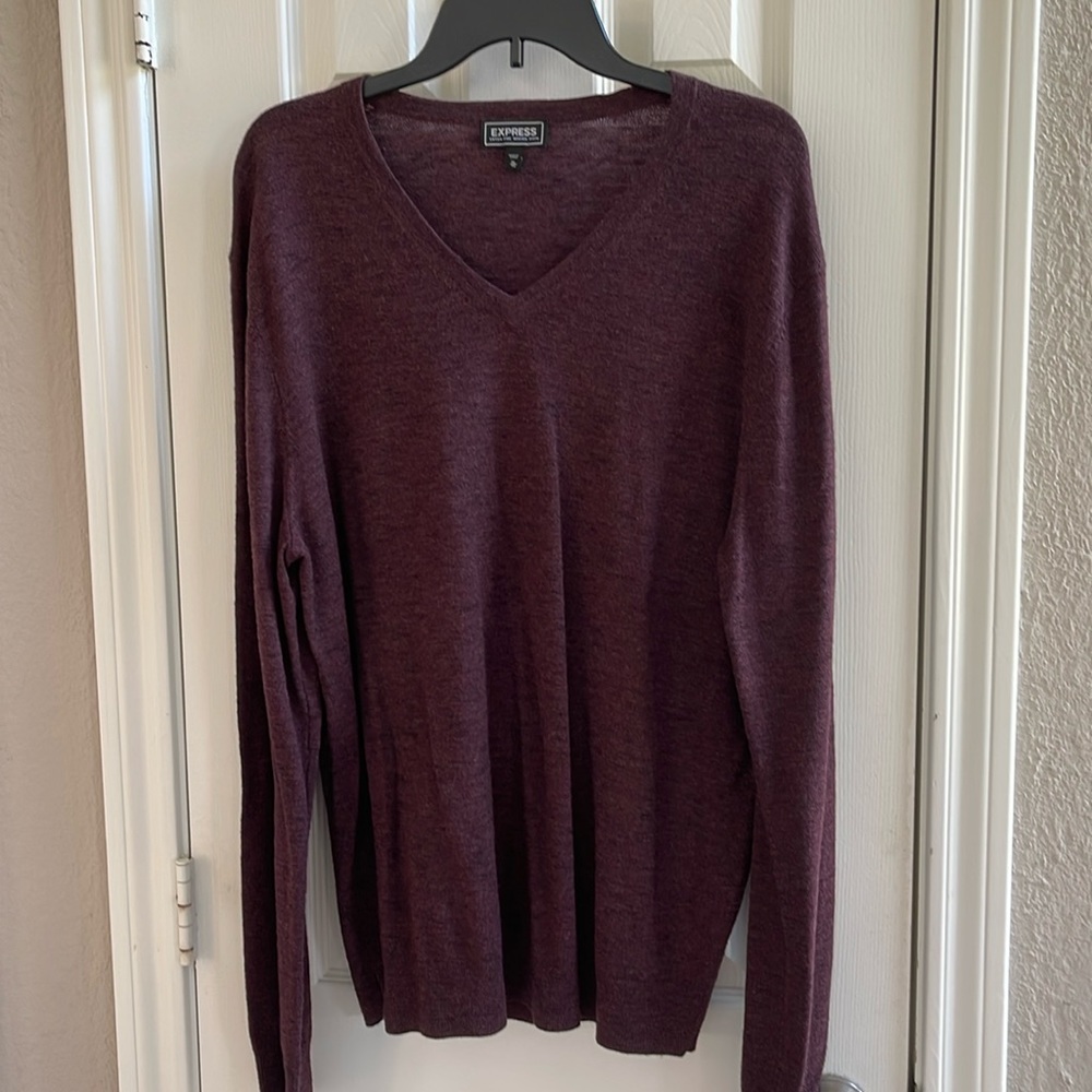 Express Men's Italian Merino Wool V-neck Sweater Maroon Knit Pullover Size XL